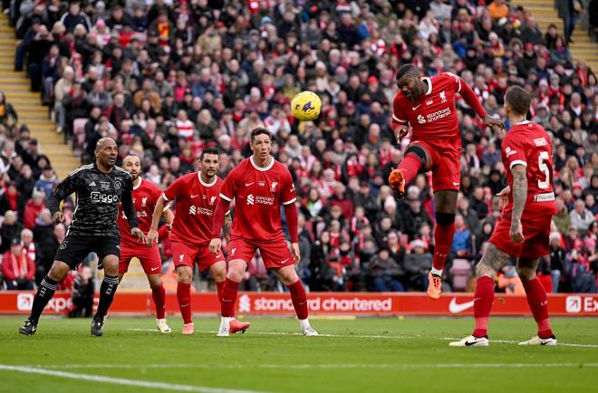 九游互动体验-欧篮联赛程吃紧，马德里竞技今晚单刀错失，更衣室稳定，控场能力受关注(欧冠杯小组赛最新积分榜)