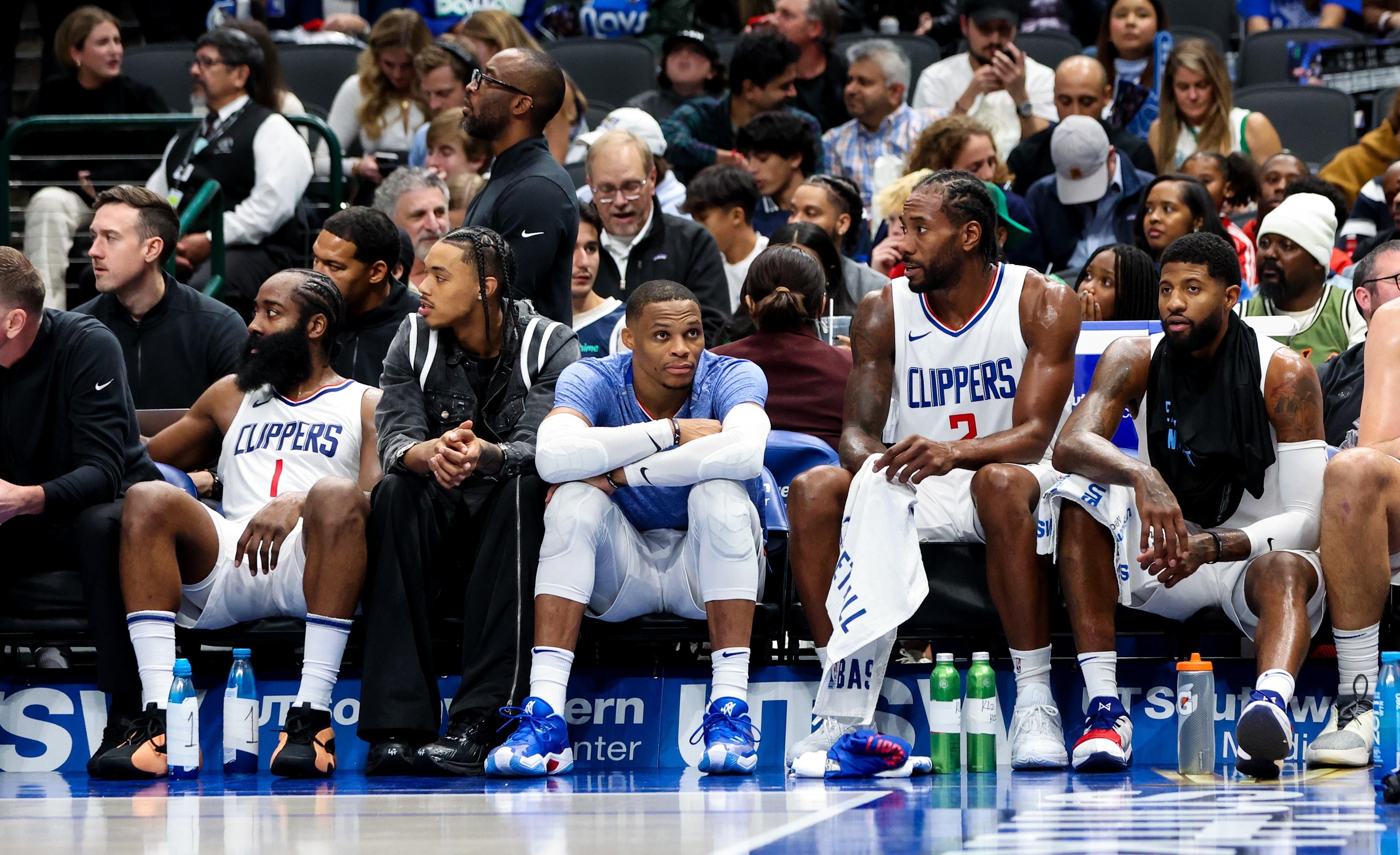 九游互动体验-NBA总决赛今夜走向成谜，俄克拉荷马雷霆单刀错失，更衣室稳定，临场指挥获称赞的简单介绍